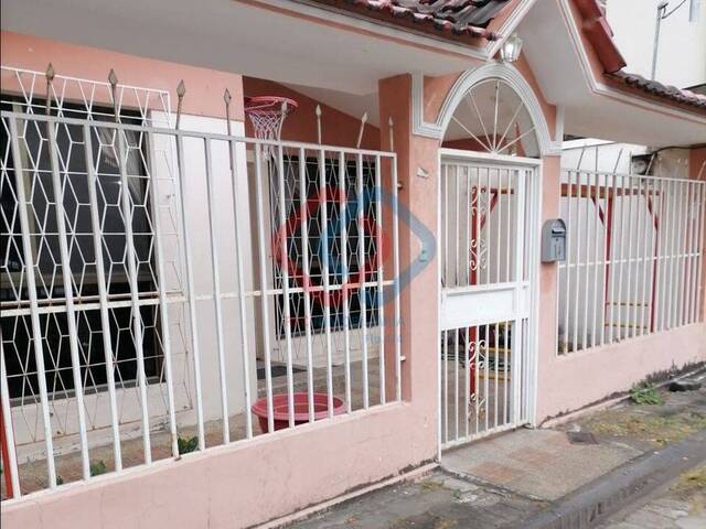 #435 - Casa para Venta en Guayaquil - G - 3
